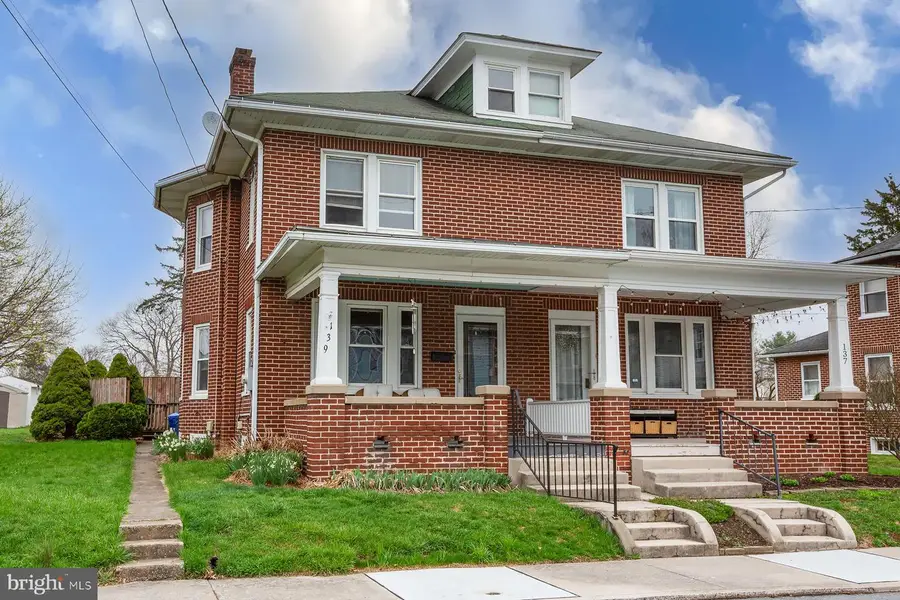 139 N Hanover St, Elizabethtown, PA 17022 - #2