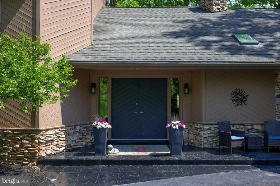 315 Winding Hill Dr, Lancaster, PA 17601 - #2