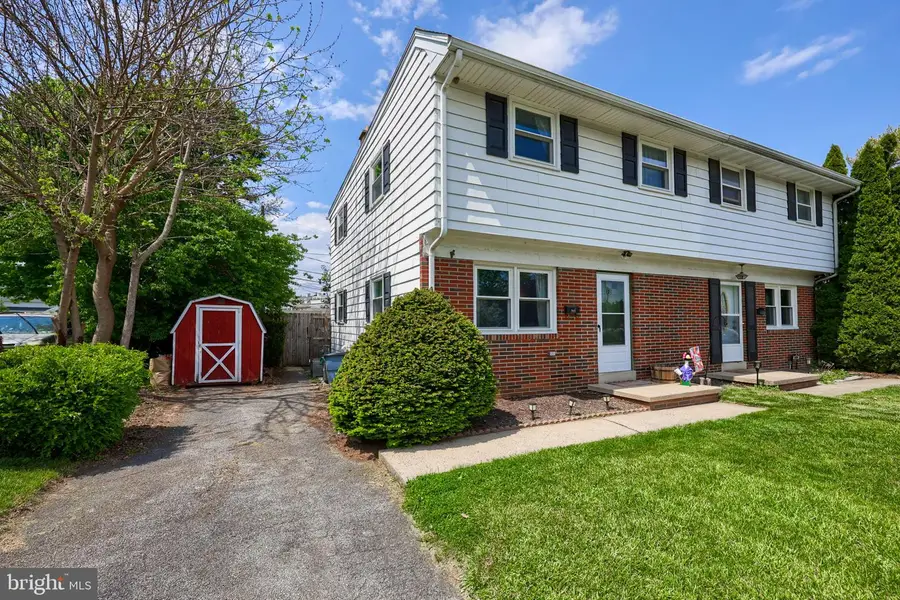 508 W Marion St, Lititz, PA 17543 - #3