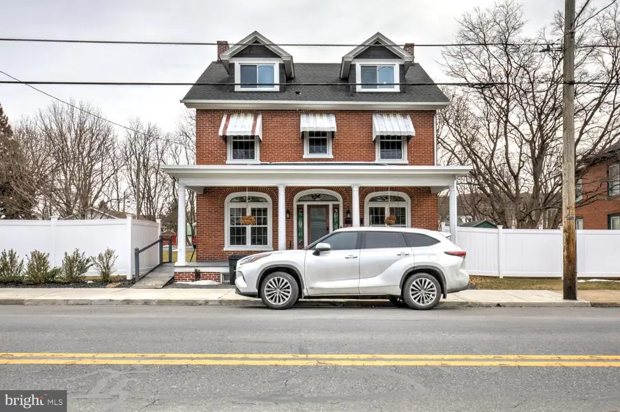 247 Church Ave, Ephrata, PA 17522 - #2