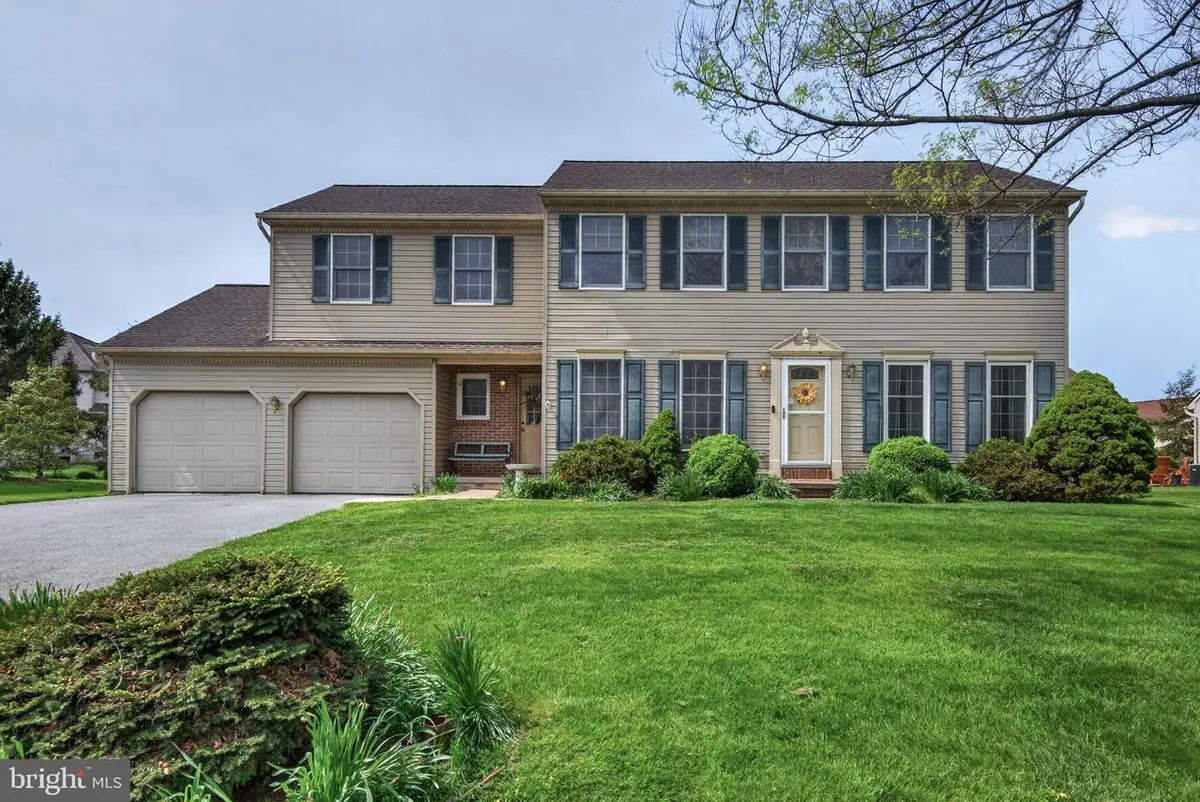 213 Stone Creek Rd, Lancaster, PA 17603 - #1