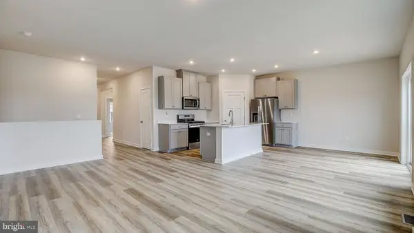 206 Lindsey Dr, COLUMBIA, PA 17512