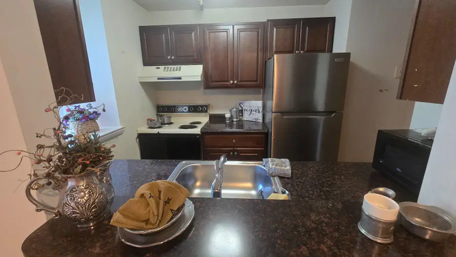 917 Columbia Ave #412, Lancaster, PA 17603 - #3