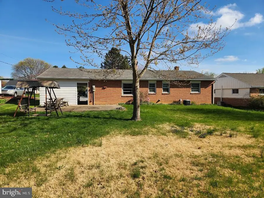 1736 Heritage Ave, Lancaster, PA 17603 - #3