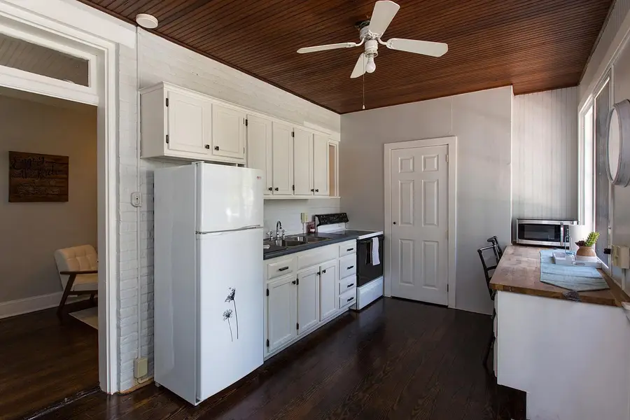 419 W Orange St, Lancaster, PA 17603 - #3