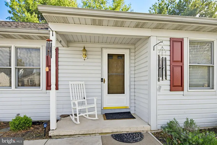 212 Sycamore Ln, New Holland, PA 17557 - #3