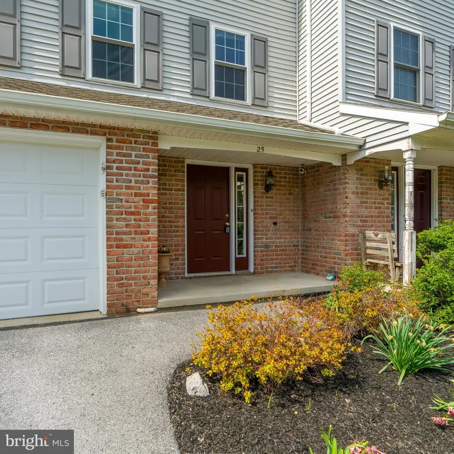 25 Tupelo St, Lititz, PA 17543 - #2