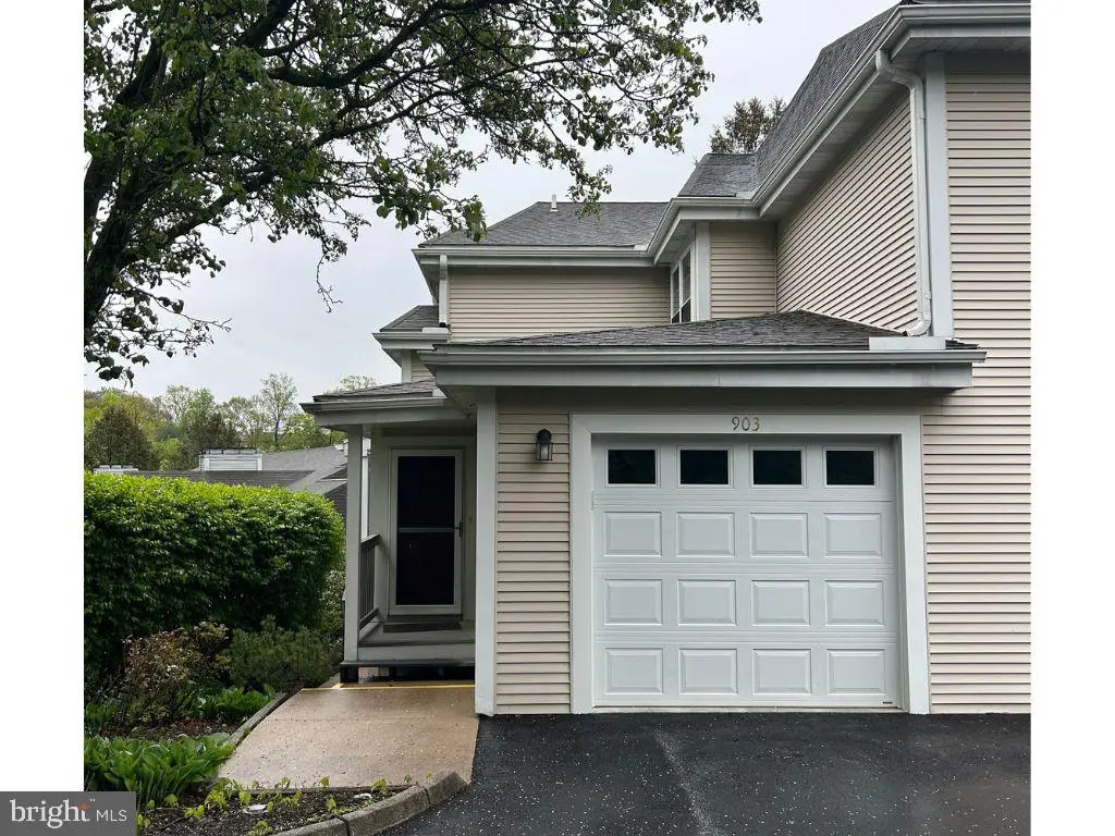 903 Country Place Dr, Lancaster, PA 17601 - #1