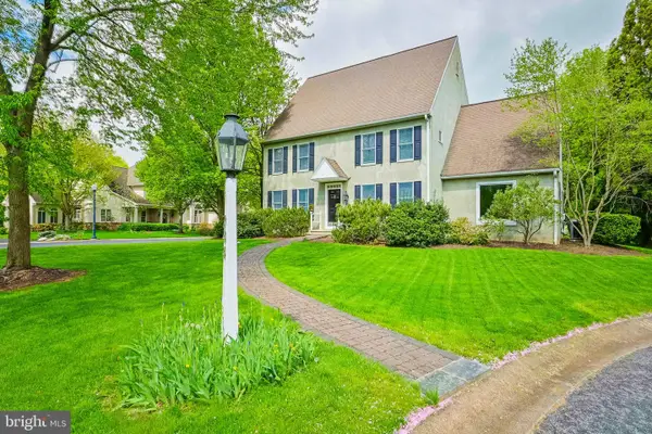 744 Goose Neck Dr, LITITZ, PA 17543