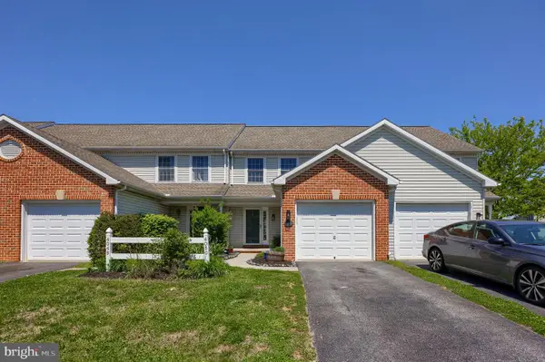 4050 Parkside Ct, MOUNT JOY, PA 17552