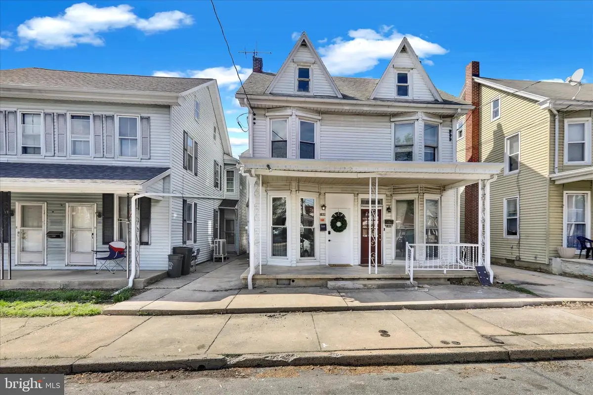 144 Church Ave, Ephrata, PA 17522 - #1