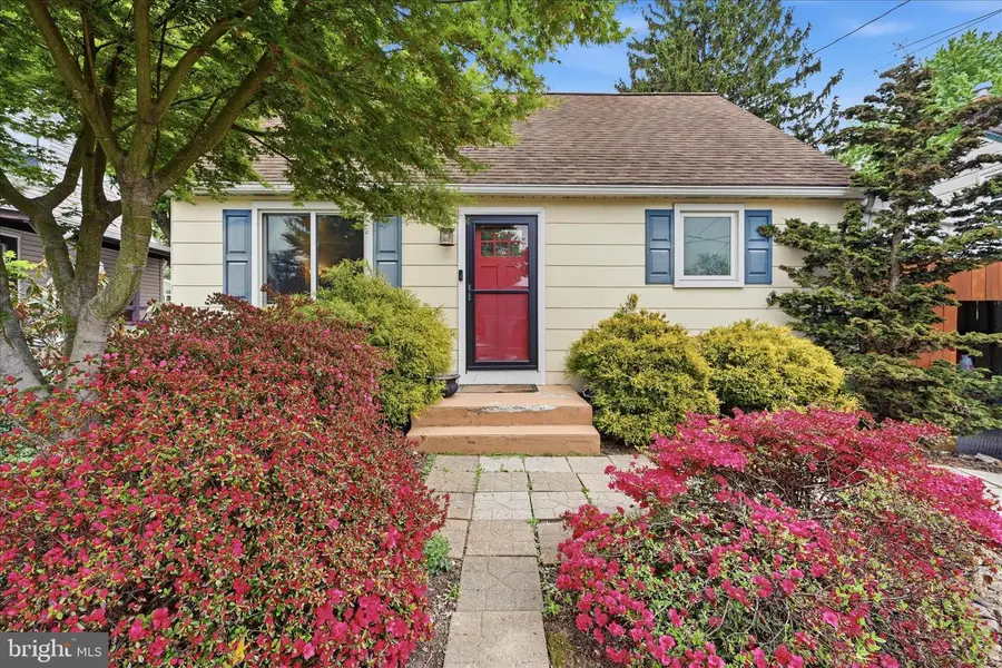 809 S 15th St, Columbia, PA 17512 - #2