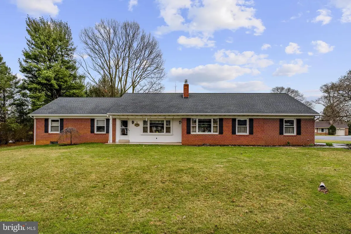 77 Glendale Dr, Lancaster, PA 17602 - #1