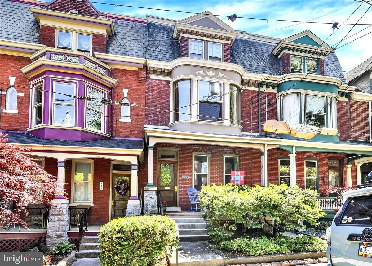239 Lancaster Ave, Lancaster, PA 17603 - #1