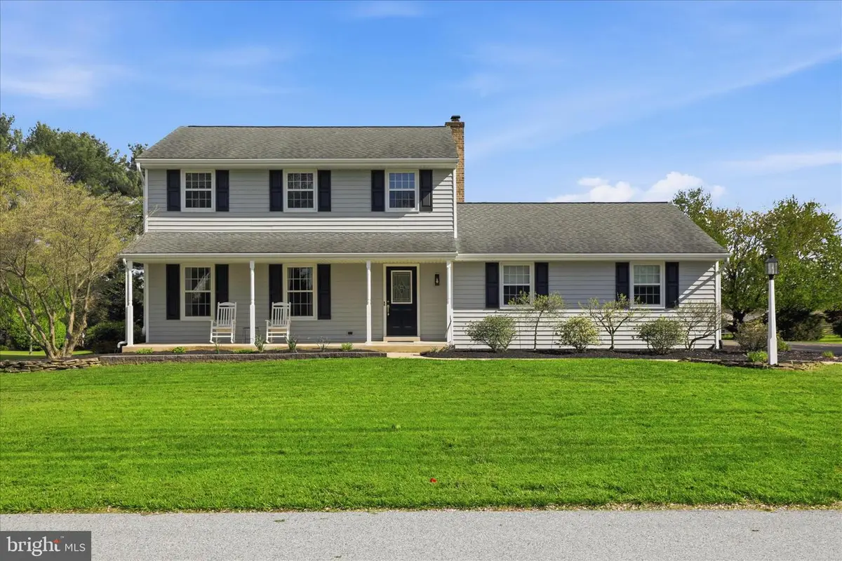 22 Hillcrest Dr, Millersville, PA 17551 - #1