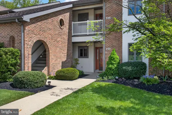 237 Black Oak Dr, LANCASTER, PA 17602