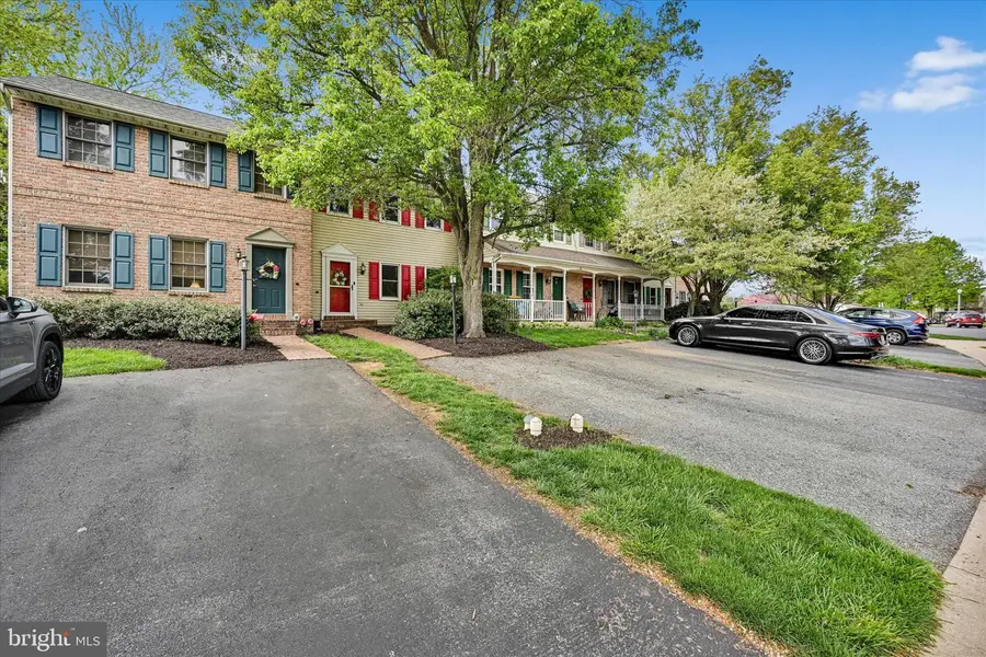 61 Brookfield Rd, Lititz, PA 17543 - #3