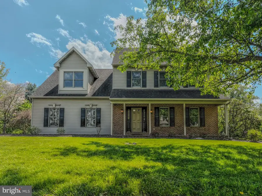 344 W Charlotte St, Millersville, PA 17551 - #3