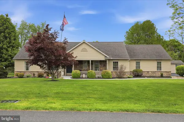28 Farmington Way, NEW PROVIDENCE, PA 17560