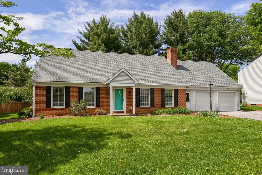 1816 Beverly Dr, Lancaster, PA 17601 - #2
