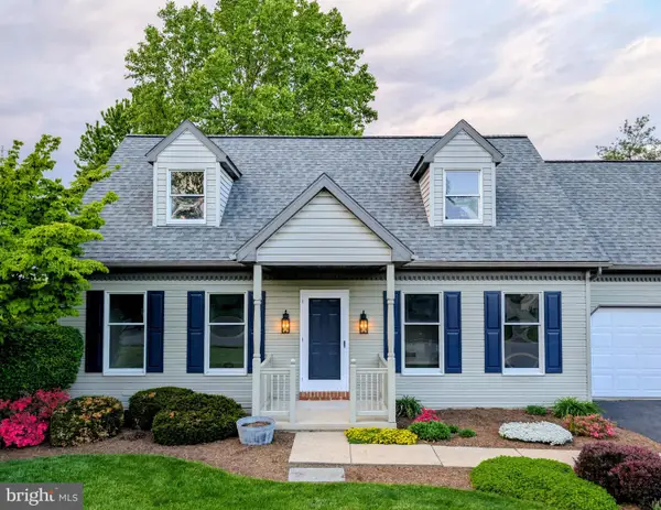 706 Rosemont Dr, LITITZ, PA 17543
