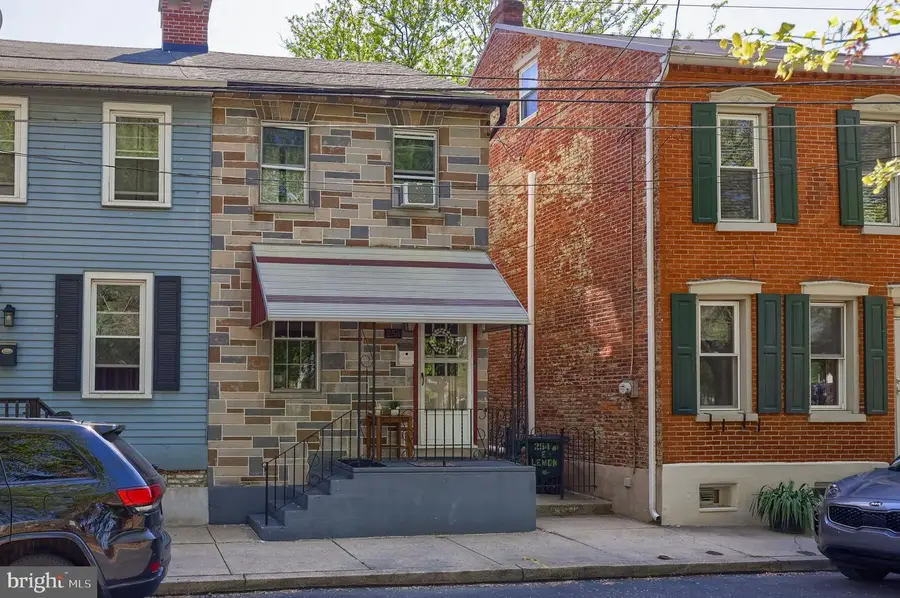 254 E Lemon St, Lancaster, PA 17602 - #3