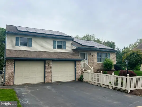 205 Roosevelt Cir, EPHRATA, PA 17522