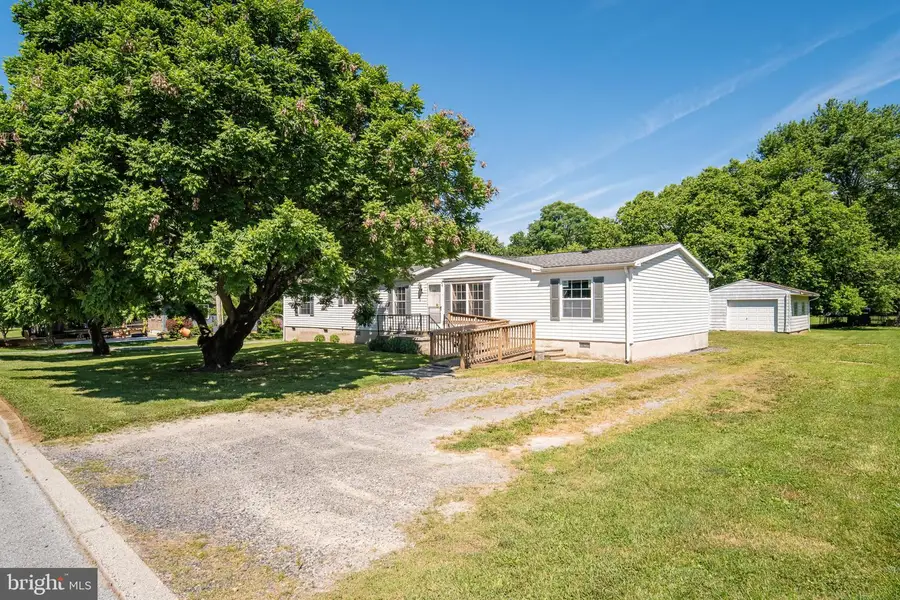 328 Chestnut St, Bainbridge, PA 17502 - #2