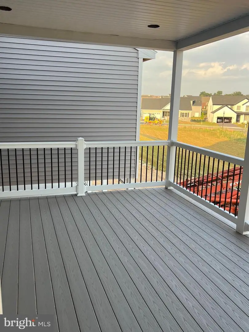 320 Ridgefield Dr, Elizabethtown, PA 17022 - #2