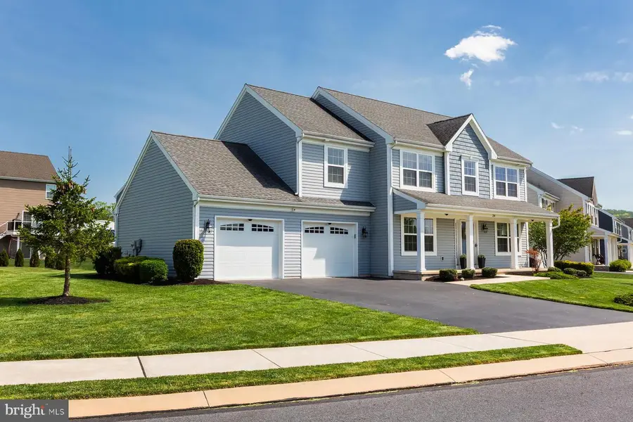 24 Amber Ln, Ephrata, PA 17522 - #2