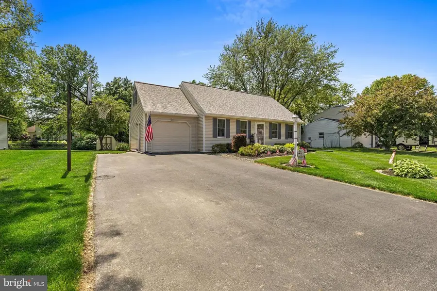 925 Indian Springs Dr, Lancaster, PA 17601 - #3