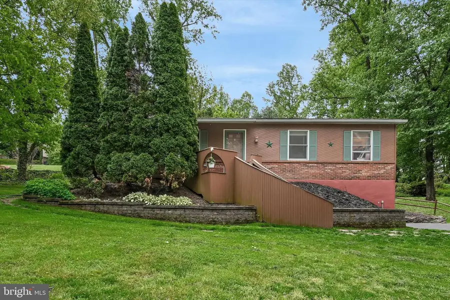 456 Martic Heights Dr, Holtwood, PA 17532 - #2