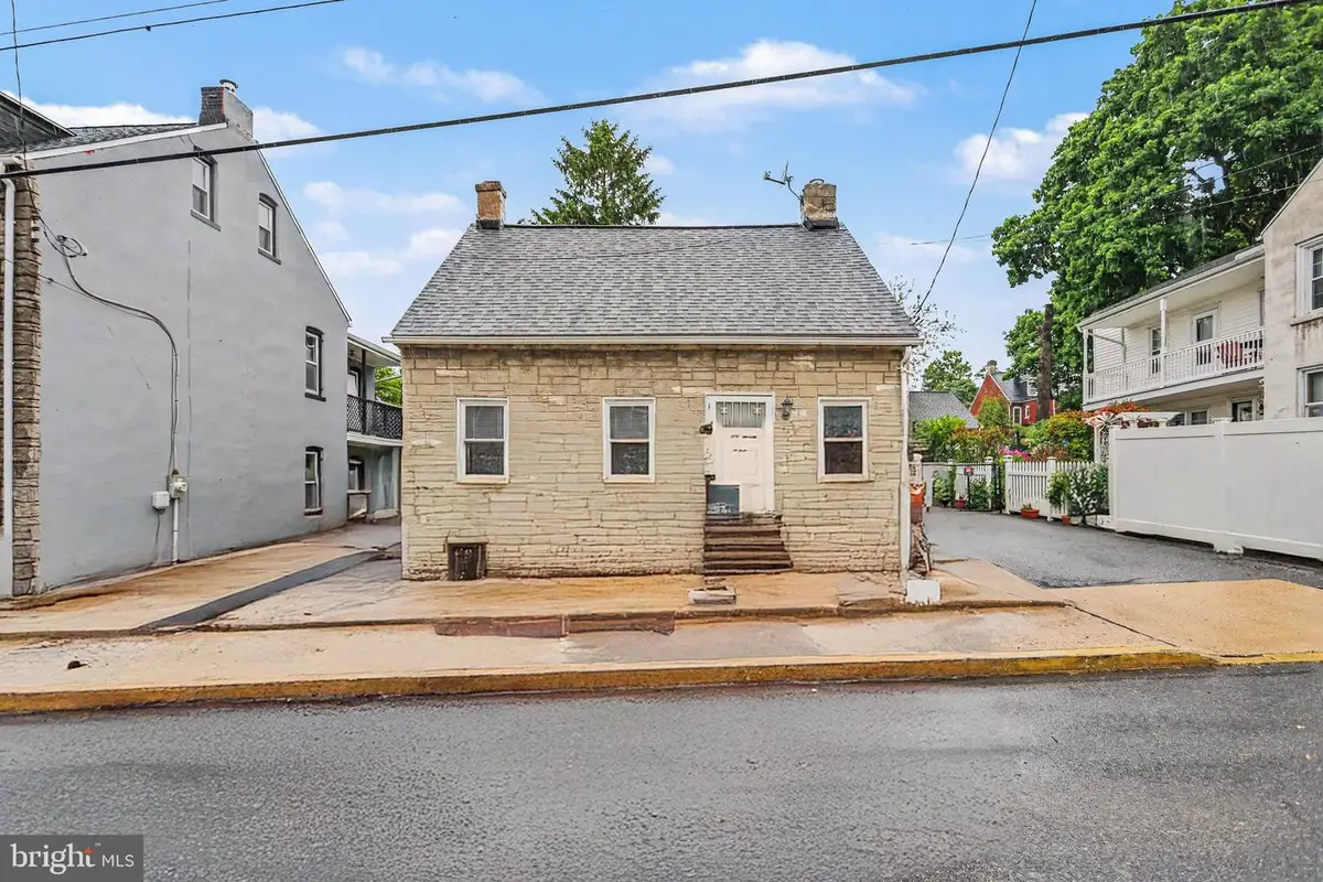 523 High St, Lancaster, PA 17603 - #1