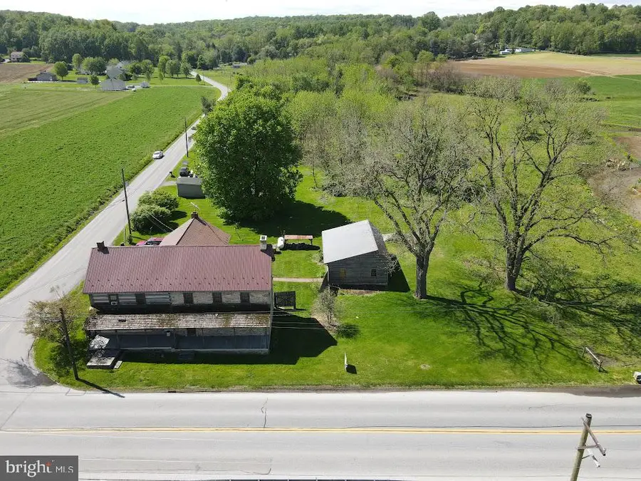 736 Strasburg Rd, Paradise, PA 17562 - #2