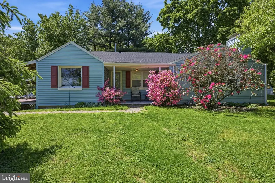 330 Cedar Ln, Mount Joy, PA 17552 - #2