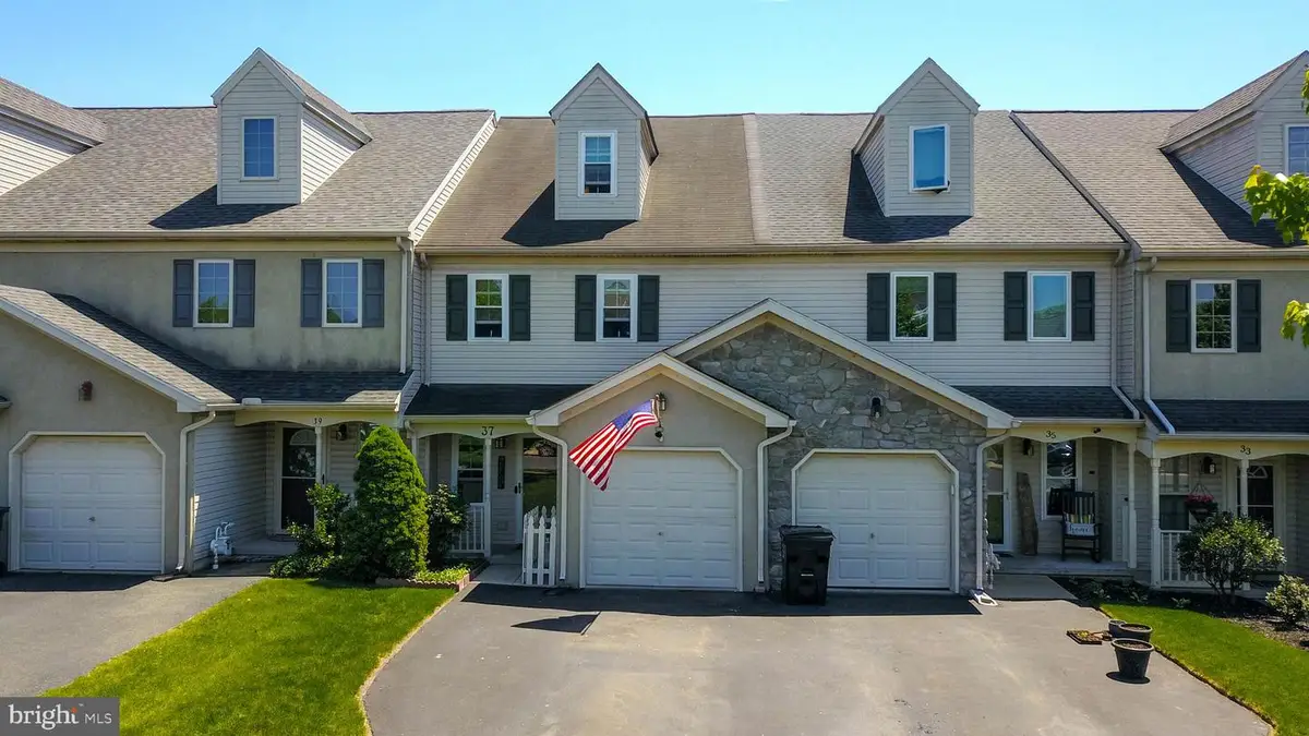 37 Grouse Dr, Denver, PA 17517 - #1