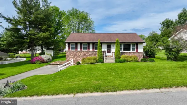 340 Curby Dr, MOUNTVILLE, PA 17554
