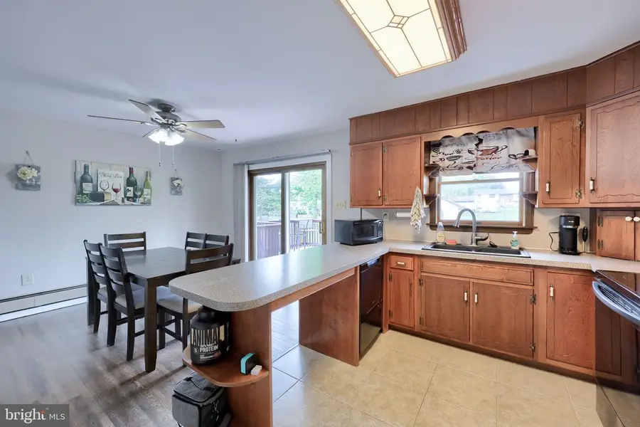 340 Curby Dr, Mountville, PA 17554 - #3