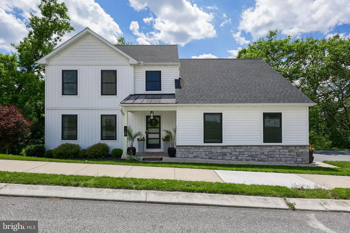 136 Conestoga Woods Rd, Lancaster, PA 17602 - #1