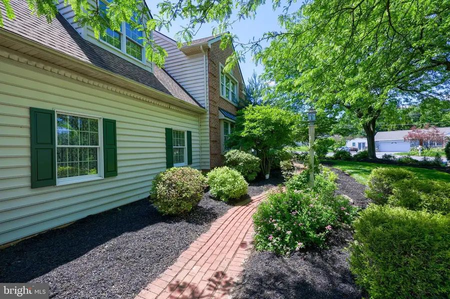 404 Rhoda Dr, Lancaster, PA 17601 - #2