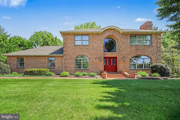 1366 Hickory Run Dr, ELIZABETHTOWN, PA 17022