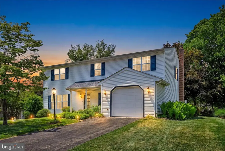 2531 Valley Dr, Lancaster, PA 17603 - #2