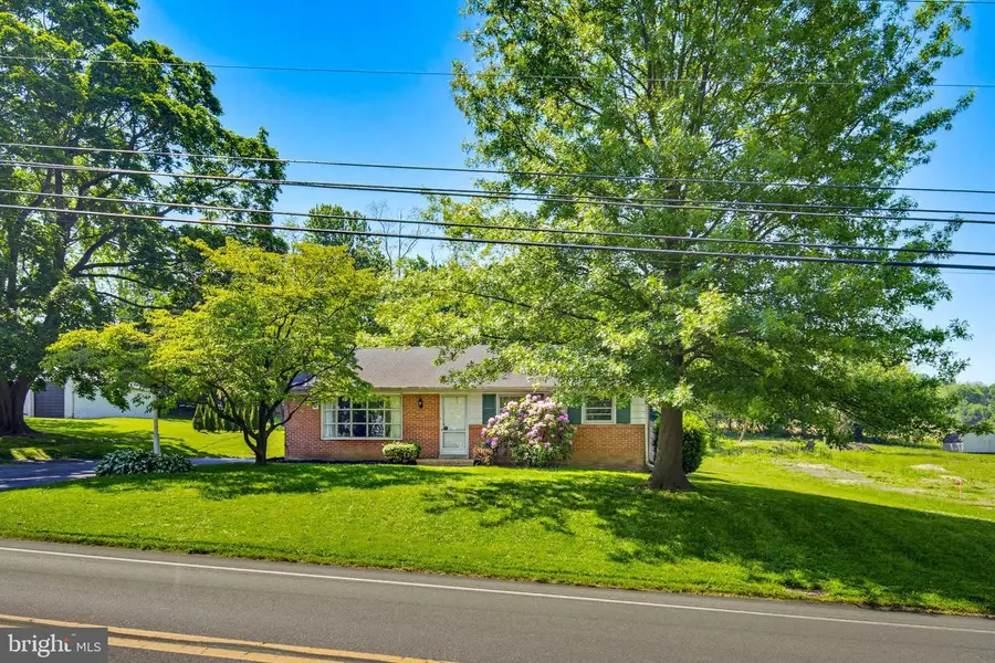 4066 Marietta Ave, Mount Joy, PA 17552 - #2