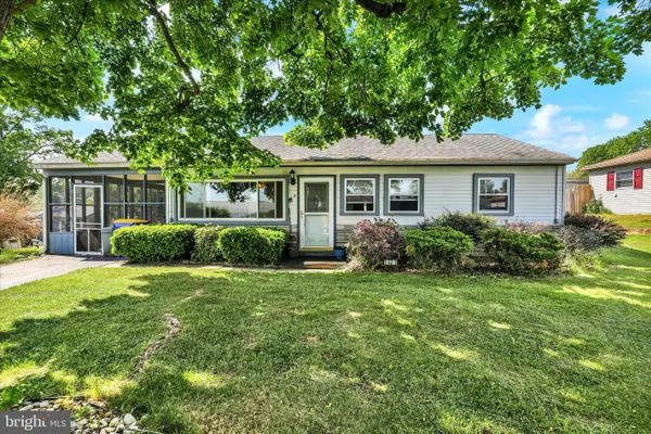1921 Blue Ridge Dr, LANCASTER, PA 17603