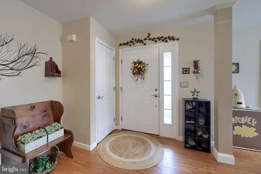 1042 Cambridge, Manheim, PA 17545 - #3