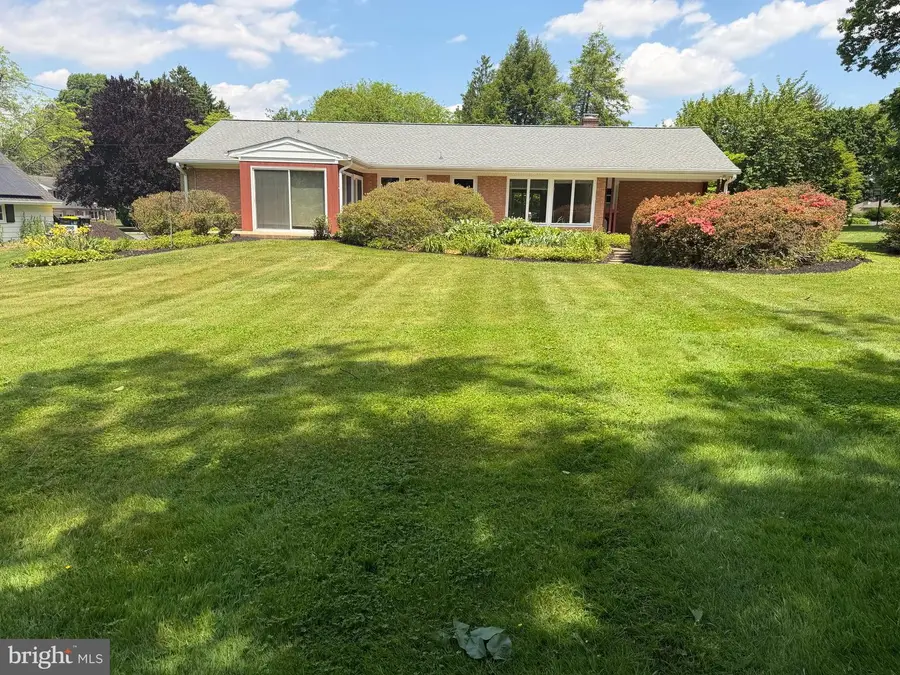 1432 Biltmore Ave, Lancaster, PA 17601 - #3