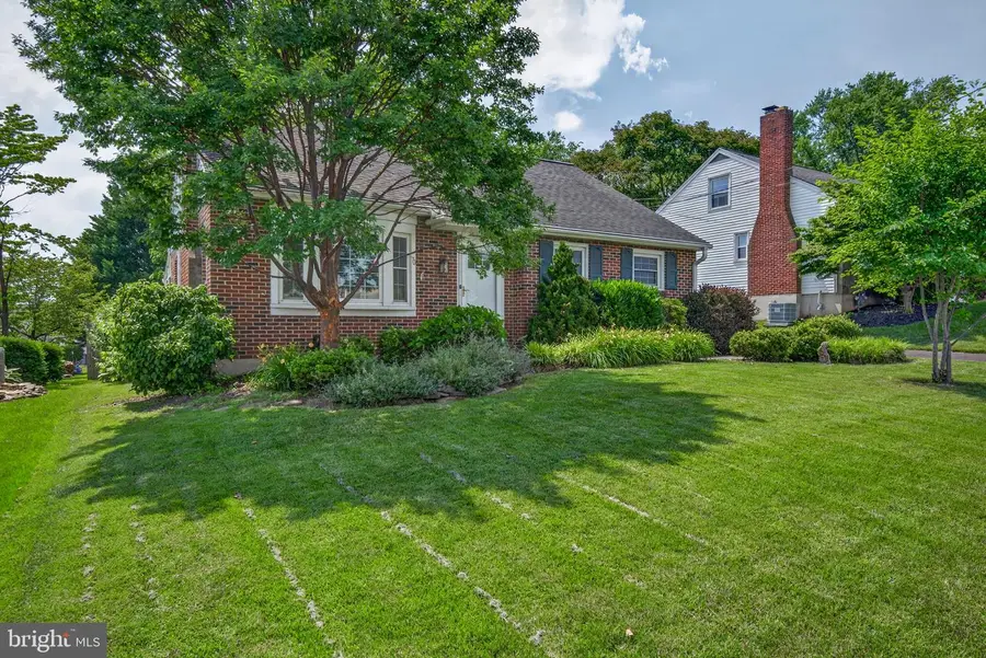 73 N Duke St, Millersville, PA 17551 - #2