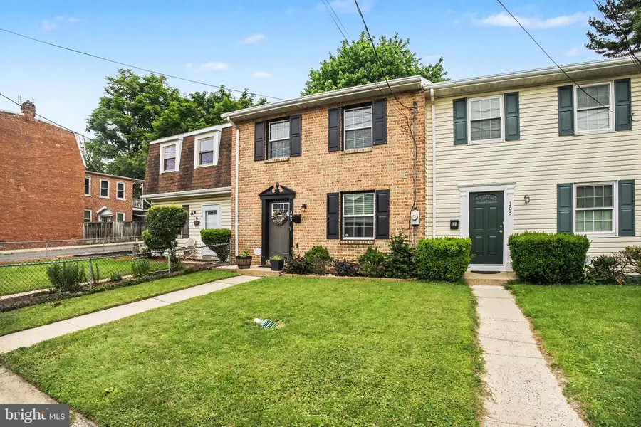 303 Church St, Lancaster, PA 17602 - #2