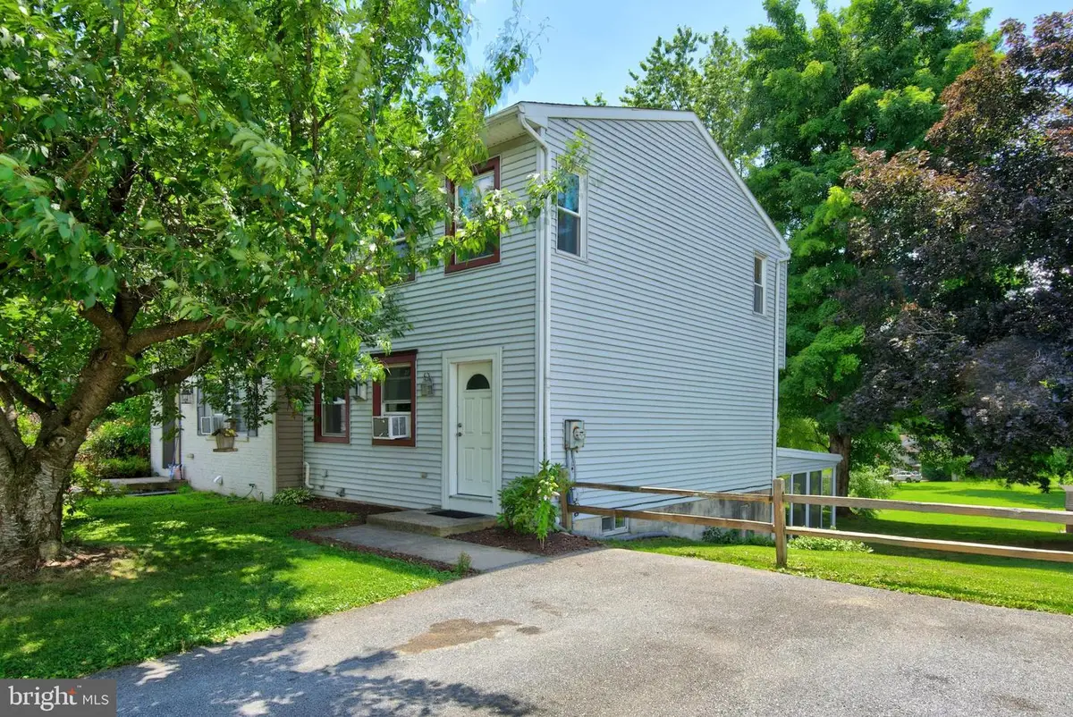 1088 Monticello Ln, Lancaster, PA 17603 - #1