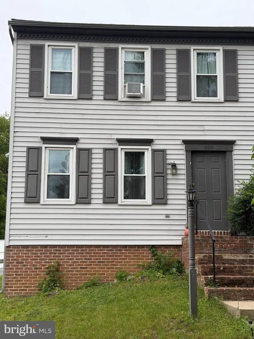 698 Topaz Dr, Lancaster, PA 17603 - #1